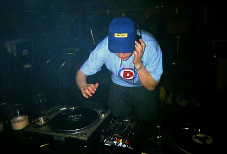 nav_98_9
